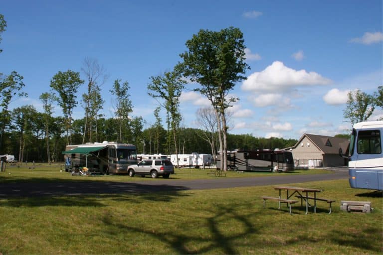Top 5 Luxury RV Campsites In Maine