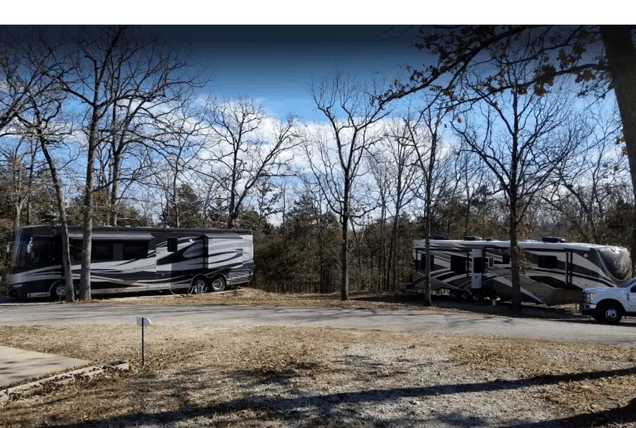 Luxury RV campsites in Missouri