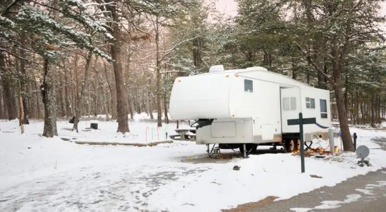 7 Ways on How to Keep RV Pipes From Freezing While Camping